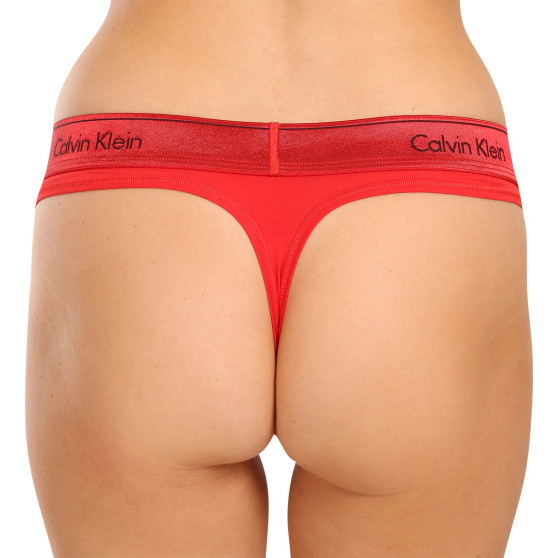 Dámská tanga Calvin Klein červená (QF7449E-XAT)